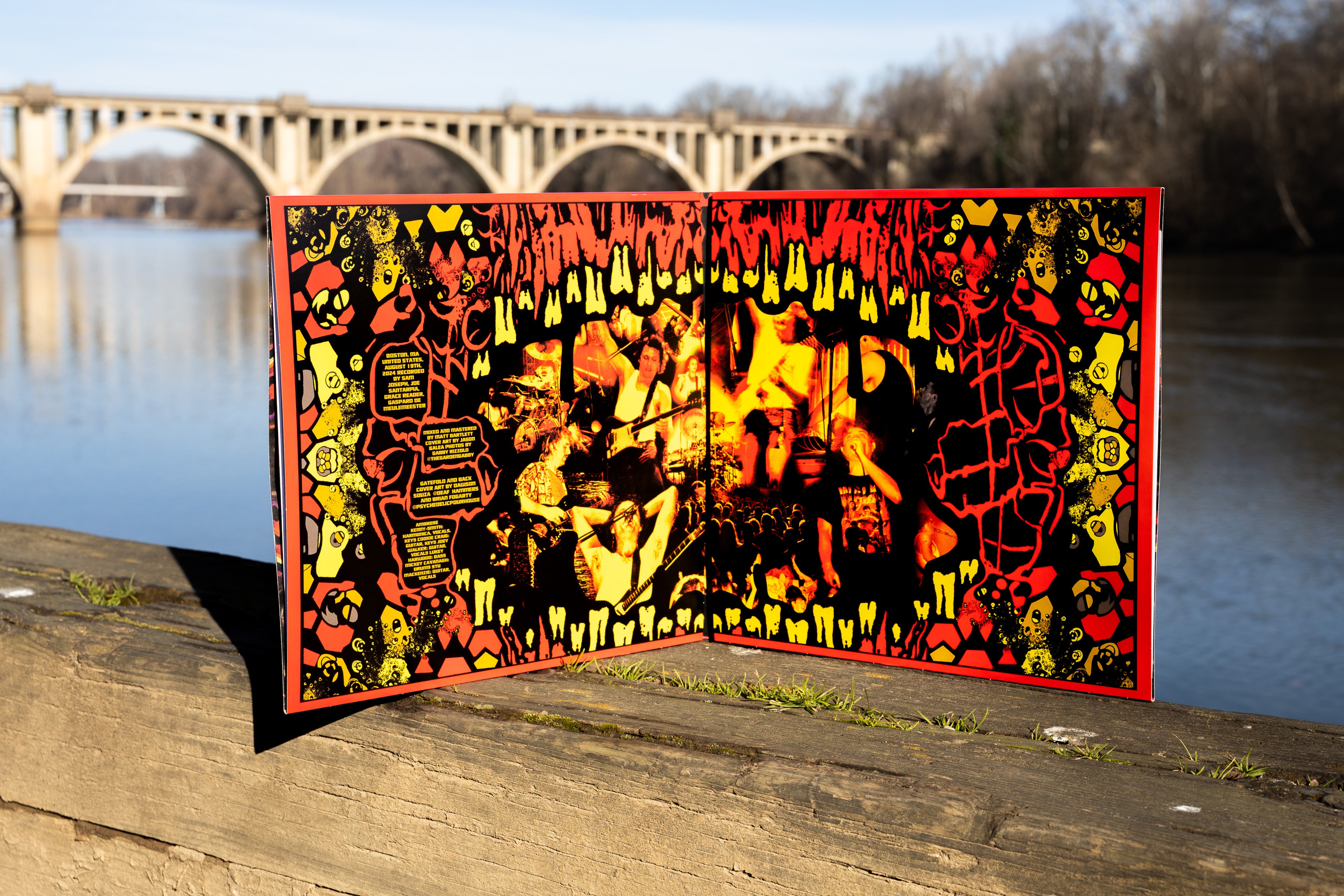 King Gizzard and the Lizard Wizard - Live at Suffolk Downs, Boston MA 08/19/2024 (Dragon's Blood Edition)